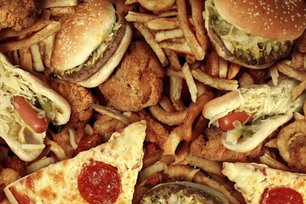 El Gobierno promulgó la ley de la comida chatarra